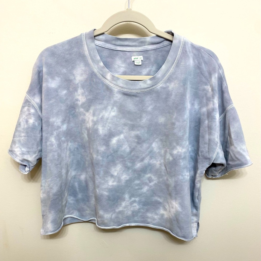 Aerie women’s size Medium oversized crop T-shirt